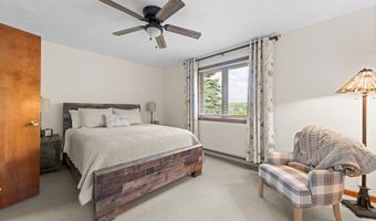 21 Village W Dr 15, Alexandria, NH 03222