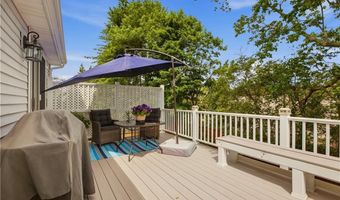 11 Carol Ave, Bristol, RI 02809