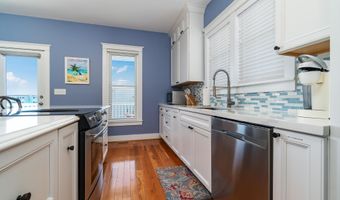 237 Sea Dreams Dr, Atlantic Beach, NC 28512