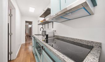 902 Travis Ave, Alvarado, TX 76009