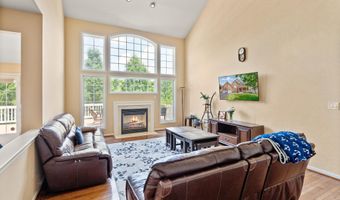 43878 CAMELLIA St, Ashburn, VA 20147