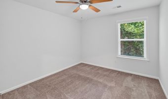 648 Millsgate Cir, Boiling Springs, SC 29316