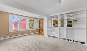 42-44 Oak St, Burlington, VT 05401