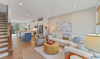 739 Anderson St, Charlotte, NC 28205