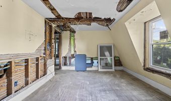 41 Old Farms Rd, Avon, CT 06001