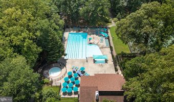 13 FARSTA Ct, Rockville, MD 20850