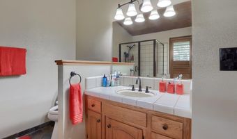40957 Shandee Ln, Ahwahnee, CA 93601