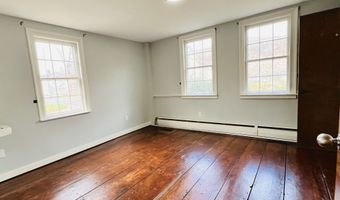 141 Dowd Ave, Canton, CT 06019