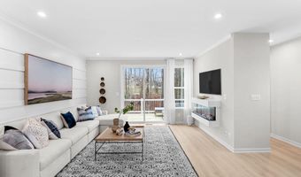 2460 MYSTIC MAROON Ter, Ashburn, VA 20147