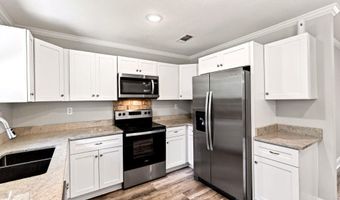 2154 Floyd Dr, Biloxi, MS 39531