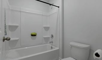 11 Walnut Mill Way 11, Ashville, OH 43103