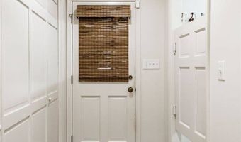 220 Lakeshore Dr, Alma, GA 31510