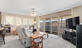 3404 Ala Hinalo Pl, Honolulu, HI 96818