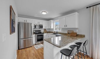 1001 9th Avenue Pl SE, Altoona, IA 50009