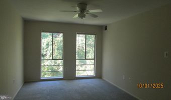 5206 NEWTON St 202, Bladensburg, MD 20710