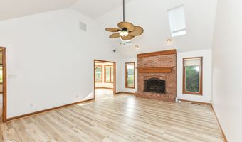 6134 Creekbend Blvd, Indianapolis, IN 46217