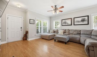 105 Moultrie Ln, Aberdeen, NC 28315