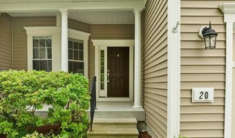 20 Parkland Ln 20, Acton, MA 01720