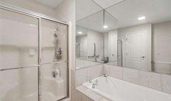 959 Grand View Ln, Aurora, OH 44202
