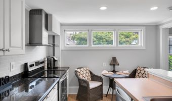 512 Main Ave #4, Bay Head, NJ 08742