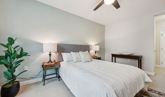 2101 MONROE N 107, Arlington, VA 22207