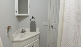 321 SW 8th Ave, Aberdeen, SD 57401