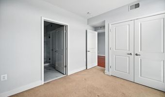 915 N PATRICK St 507, Alexandria, VA 22314