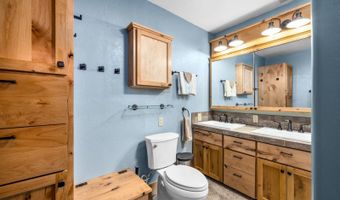 580 Hollow Ln, Bigfork, MT 59911