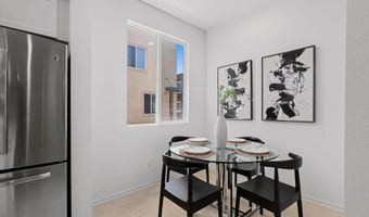 316 Antoni Gln 906, Escondido, CA 92025