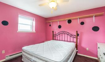 2057 GROVE St, Allentown, PA 18104