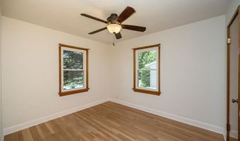 7614 General Meade Ln, Affton, MO 63123