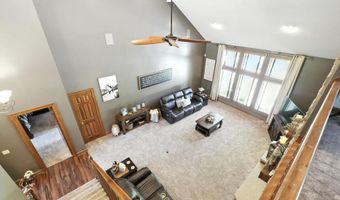 102 Greenhurst Ct, Auburn, IN 46706