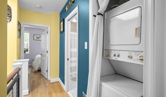 11 16TH St NE, Washington, DC 20002