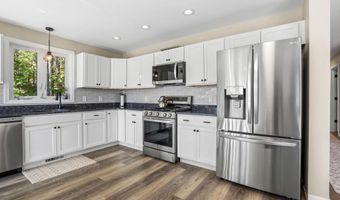 58 Damsite Rd, Barnstead, NH 03225