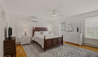 7 Clay St, Newport, RI 02840