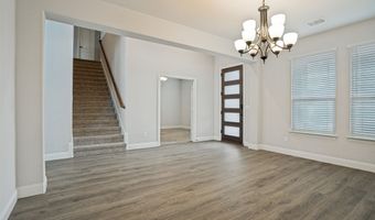 812 Woodview Ct, Anna, TX 75409