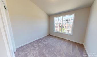 2704 S Spurway Dr, Ann Arbor, MI 48105