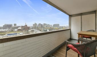 6 Whittier Pl 8P, Boston, MA 02114