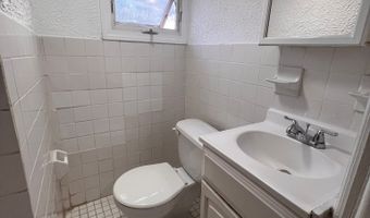 105 Summerfield Ave 3rd Fl., Bridgeport, CT 06610