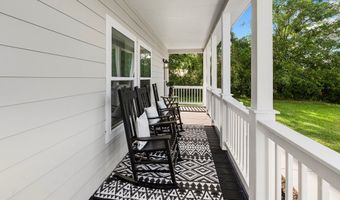 177 Ranier St, Baxley, GA 31513