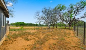 144 OAK PARK Rd, Adkins, TX 78101