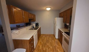 809 Maplehill Dr 5, Albert Lea, MN 56007