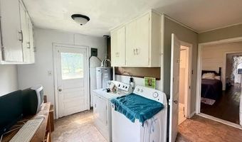 409 1st St, Atkins, AR 72823