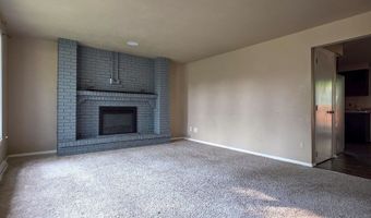1000 W BROWNING St, Appleton, WI 54914