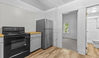 21 Hyde St 1, Burlington, VT 05401