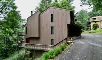 625 Old Turnpike Rd E, Banner Elk, NC 28604
