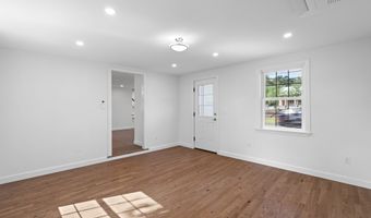 13 Brushy Plain Rd, Branford, CT 06405