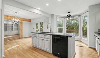 140 Fairway Ridge Dr, Alpharetta, GA 30022