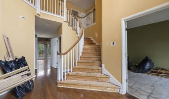 201 E White Oak St, Arlington Heights, IL 60005