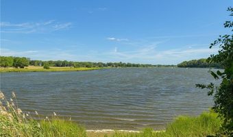 17 Pojac Point Rd, North Kingstown, RI 02852